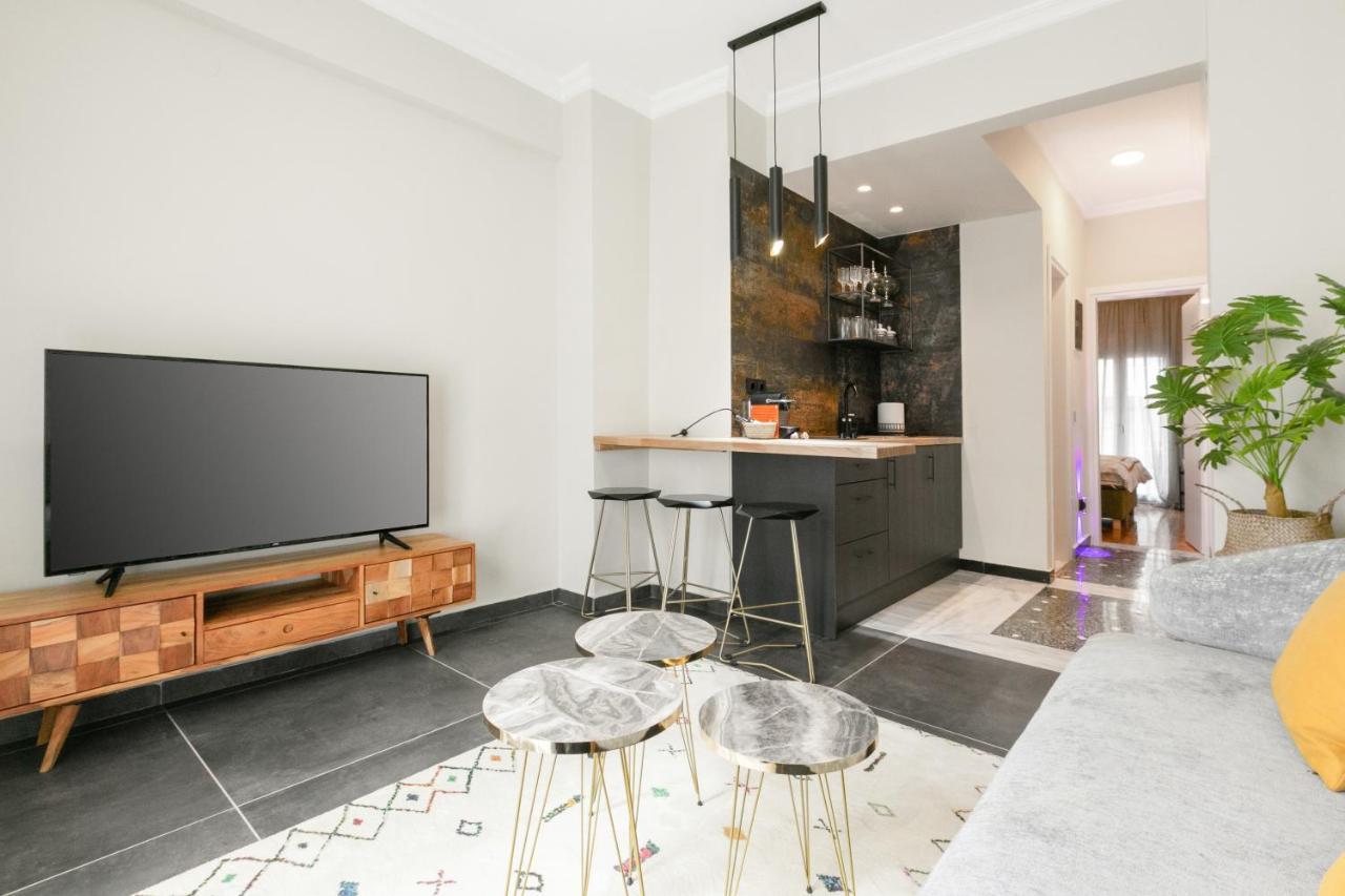 Luxury #5 By Ototo Apartment Tesalonika Bagian luar foto